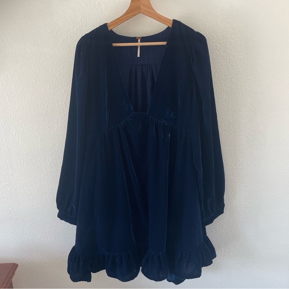 Free People Estella Velvet Mini Dress Ruffled Hem Exaggerated Sleeves Blue - Picture 2 of 8